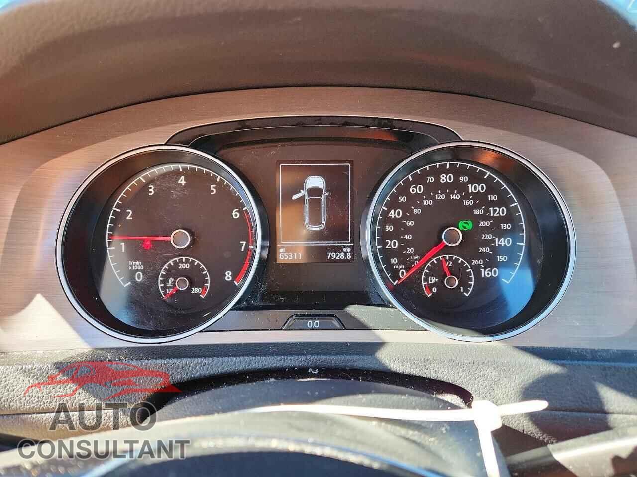 VOLKSWAGEN GOLF 2017 - 3VWC17AU2HM536877