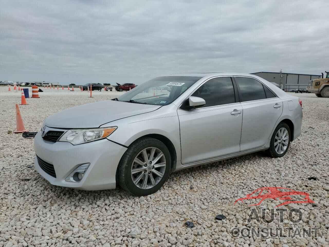 TOYOTA CAMRY 2013 - 4T4BF1FK0DR295140