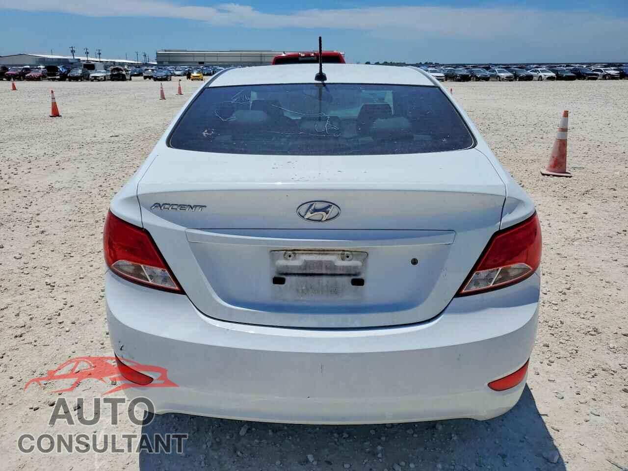 HYUNDAI ACCENT 2015 - KMHCT4AE2FU897471