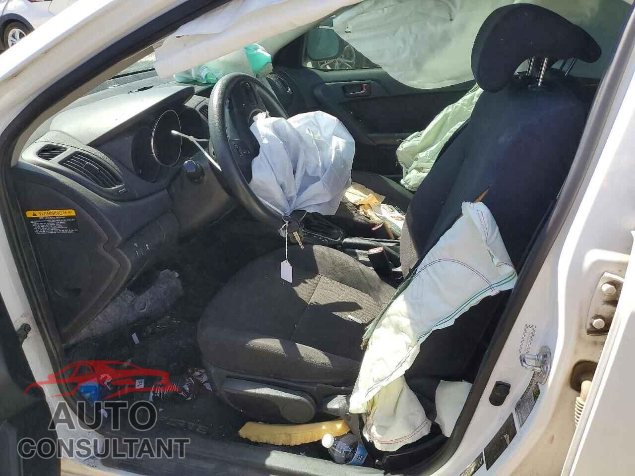 KIA FORTE 2011 - KNAFU4A24B5458780