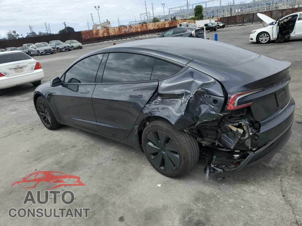 TESLA MODEL 3 2024 - 5YJ3E1EA1RF743321