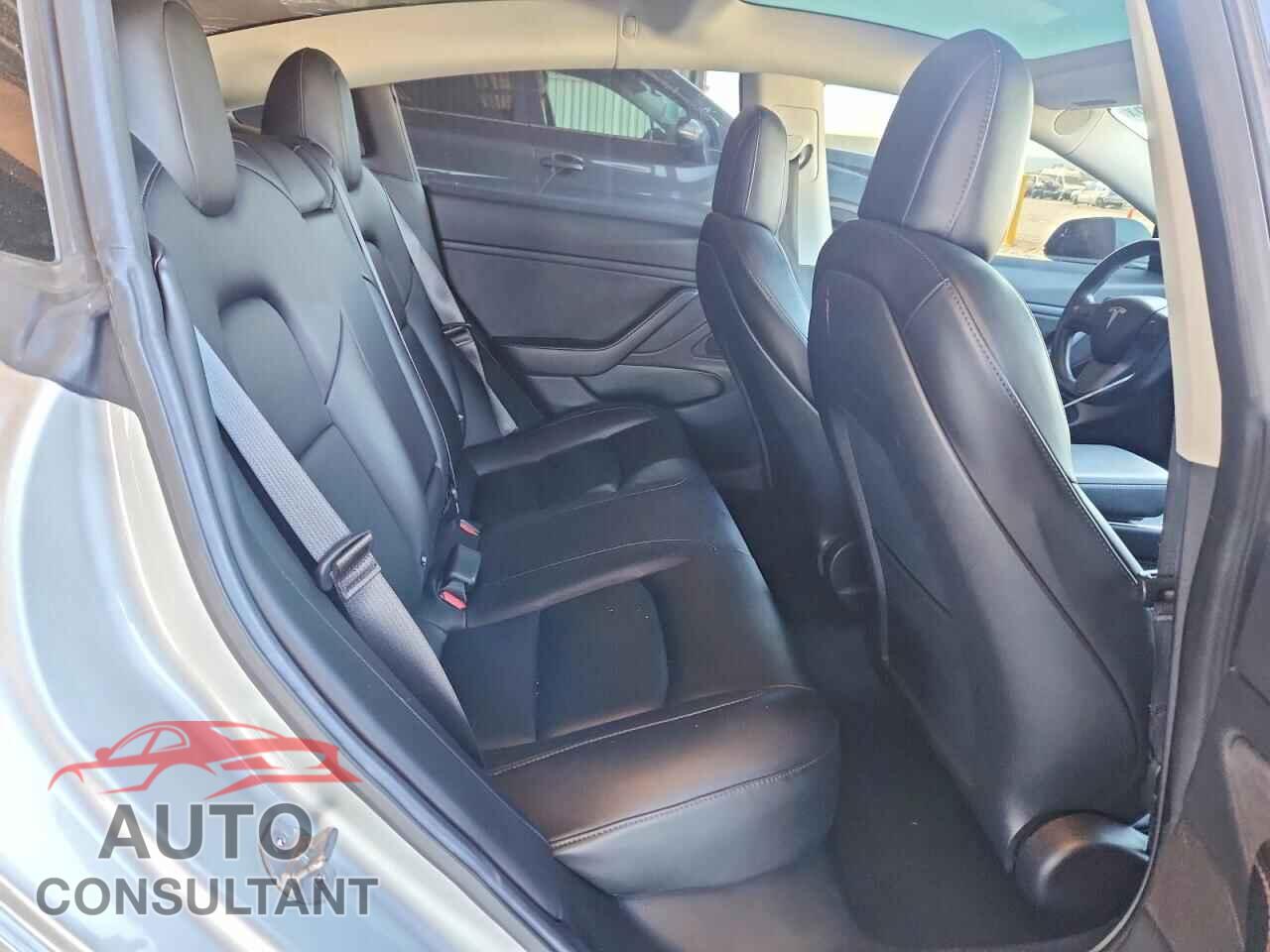 TESLA MODEL 3 2018 - 5YJ3E1EA3JF046754
