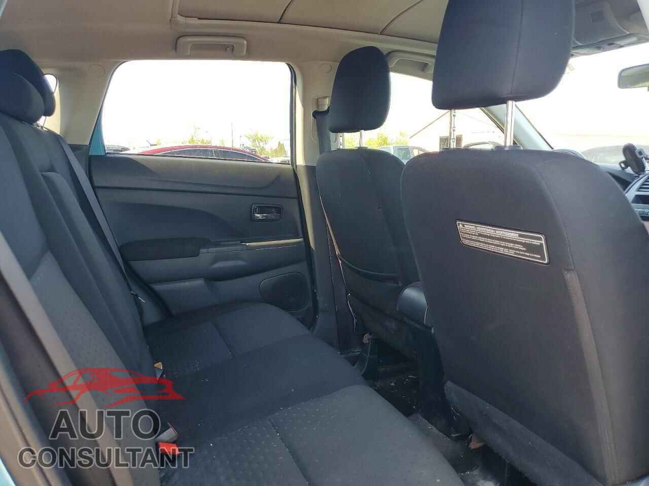 MITSUBISHI OUTLANDER 2012 - JA4AJ4AU8CZ600172