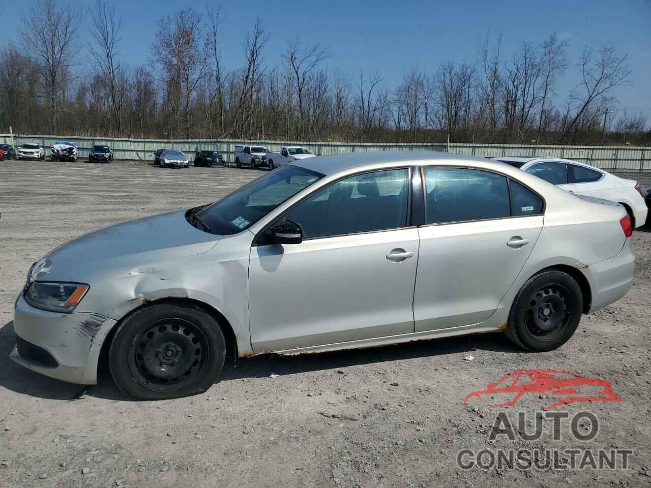 VOLKSWAGEN JETTA 2011 - 3VWDZ7AJ5BM308835