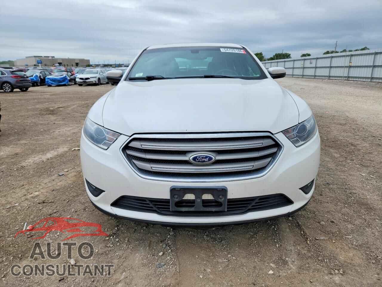 FORD TAURUS 2013 - 1FAHP2E82DG211504