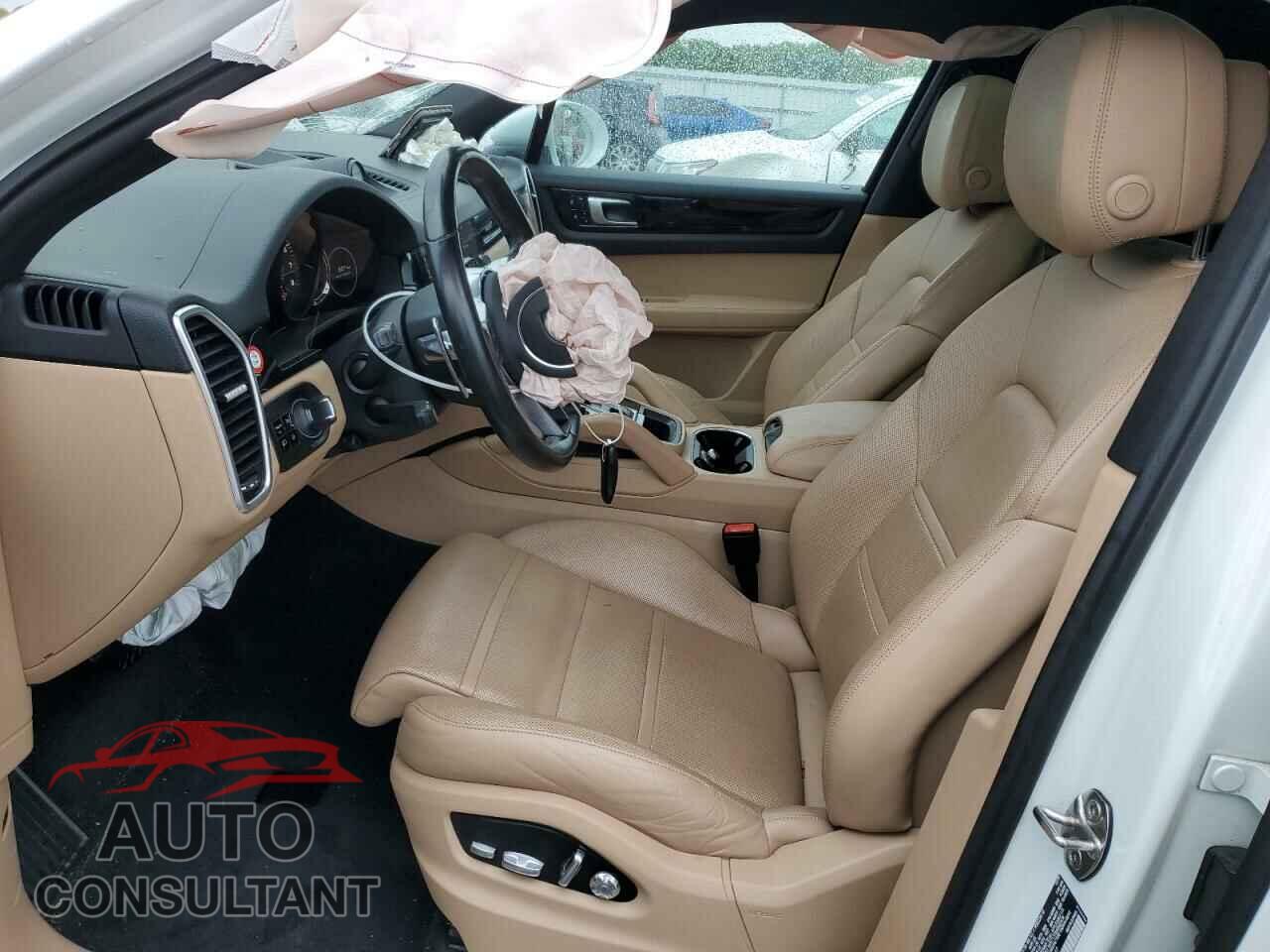 PORSCHE CAYENNE 2019 - WP1AA2AY1KDA13397