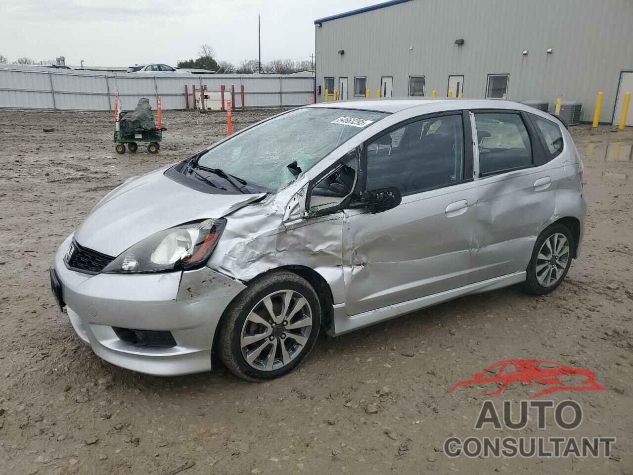 HONDA FIT 2013 - JHMGE8H57DC051853