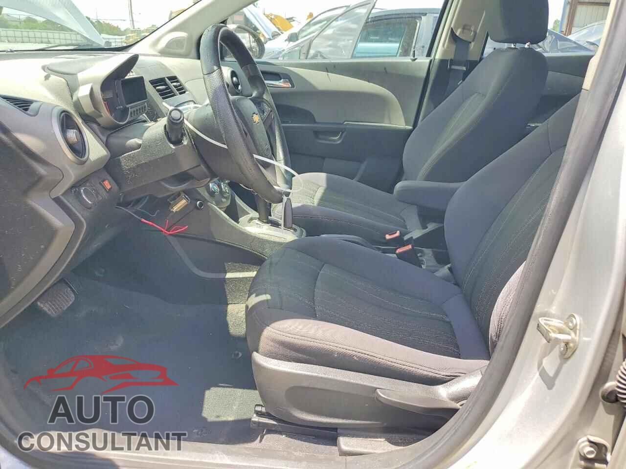 CHEVROLET SONIC 2014 - 1G1JC5SH4E4158507