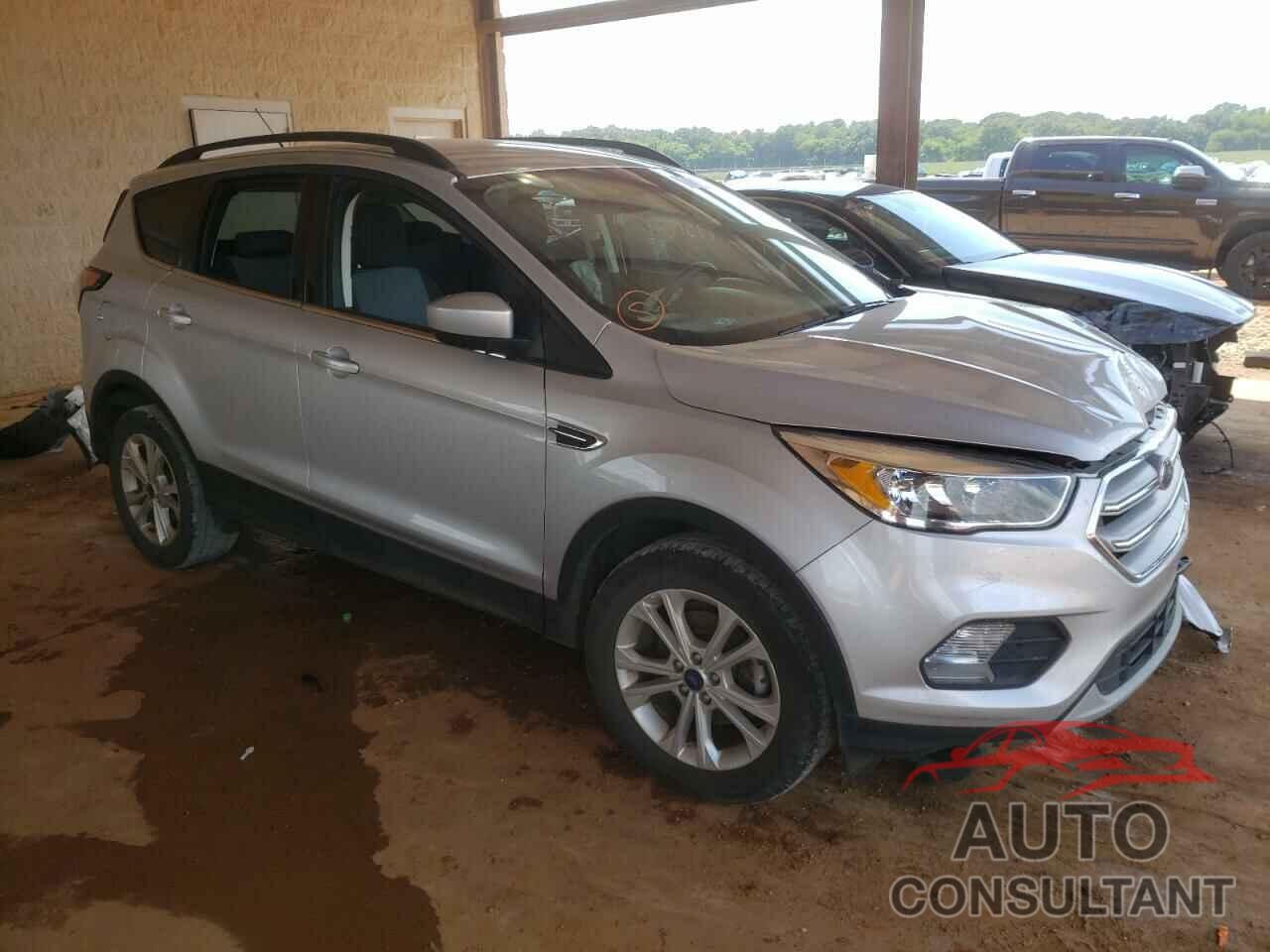 FORD ESCAPE 2018 - 1FMCU0GD3JUC26856