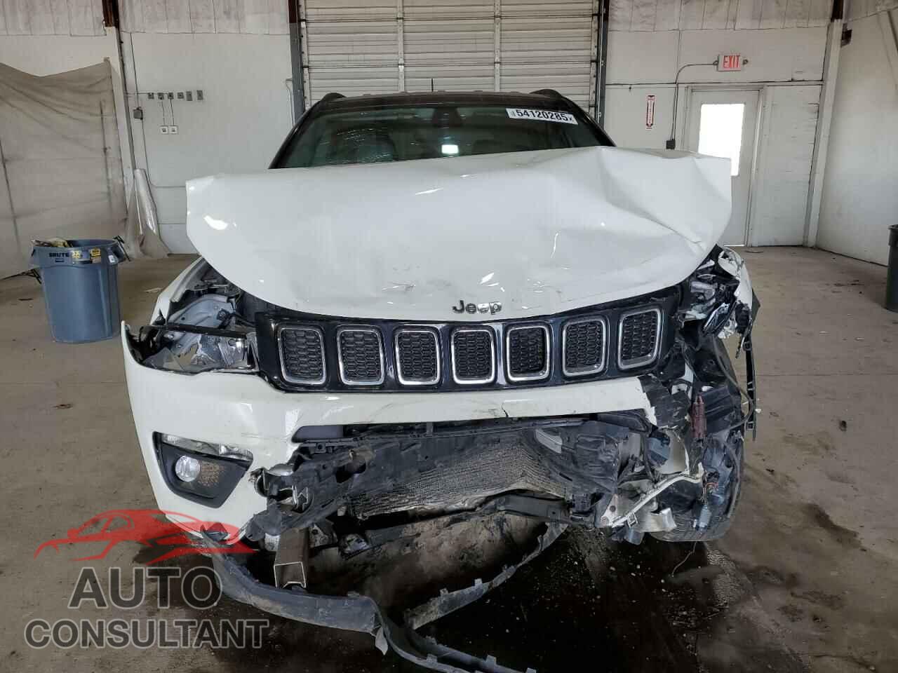 JEEP COMPASS 2018 - 3C4NJDBB3JT434135