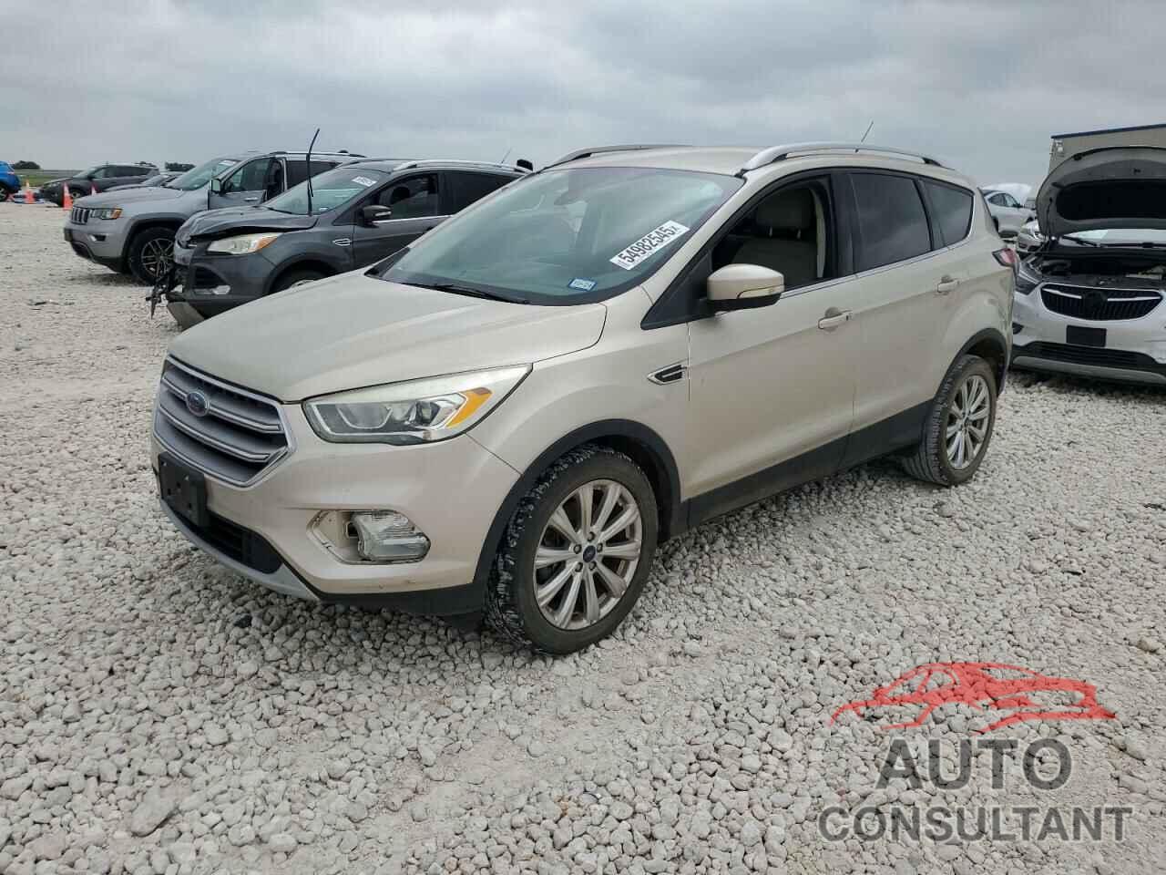 FORD ESCAPE 2017 - 1FMCU0J95HUD40629