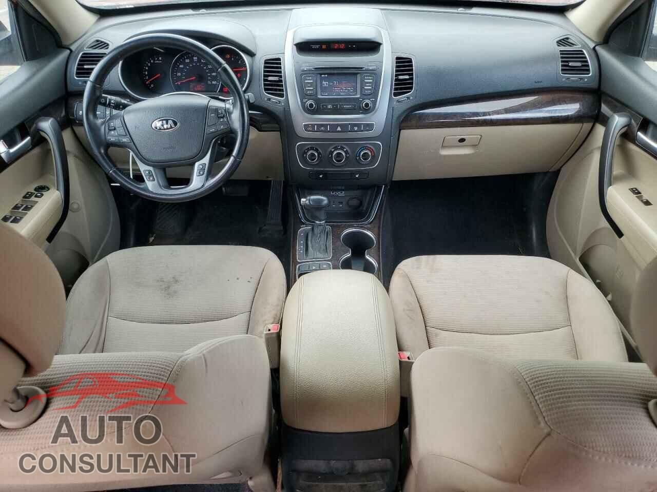 KIA SORENTO 2014 - 5XYKT3A67EG438827