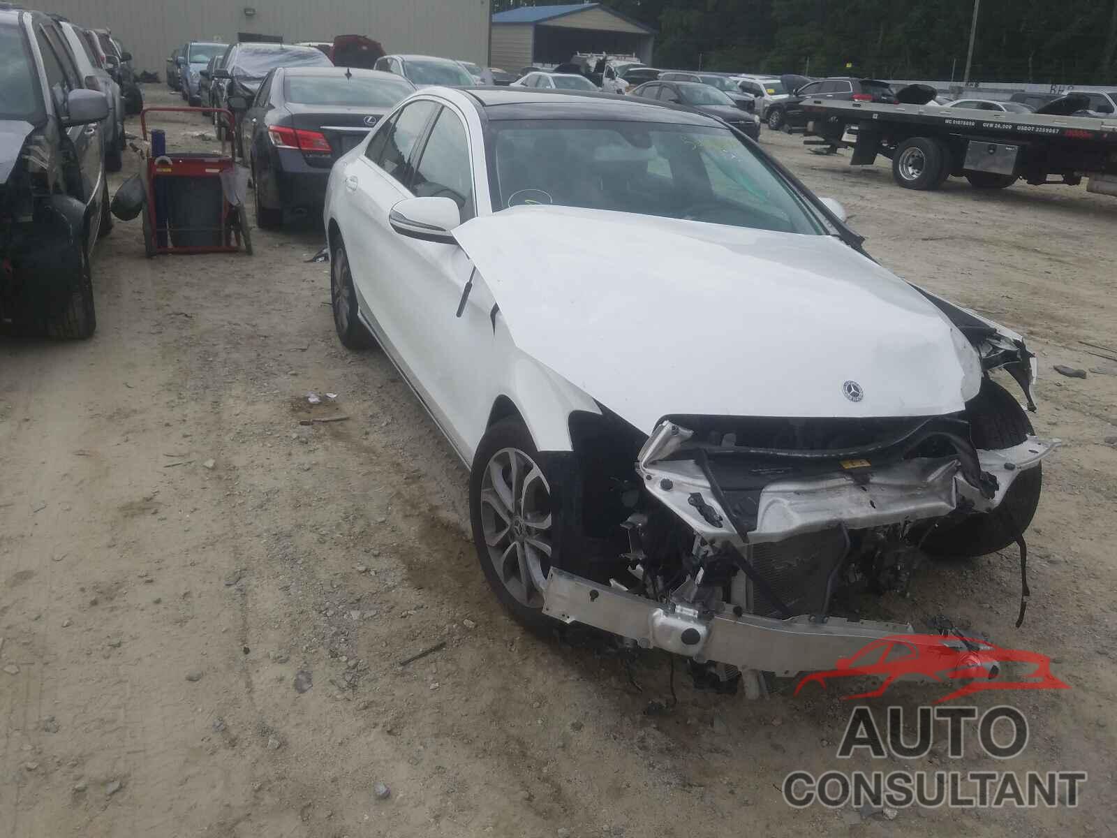 MERCEDES-BENZ C-CLASS 2017 - 55SWF4KBXHU232308