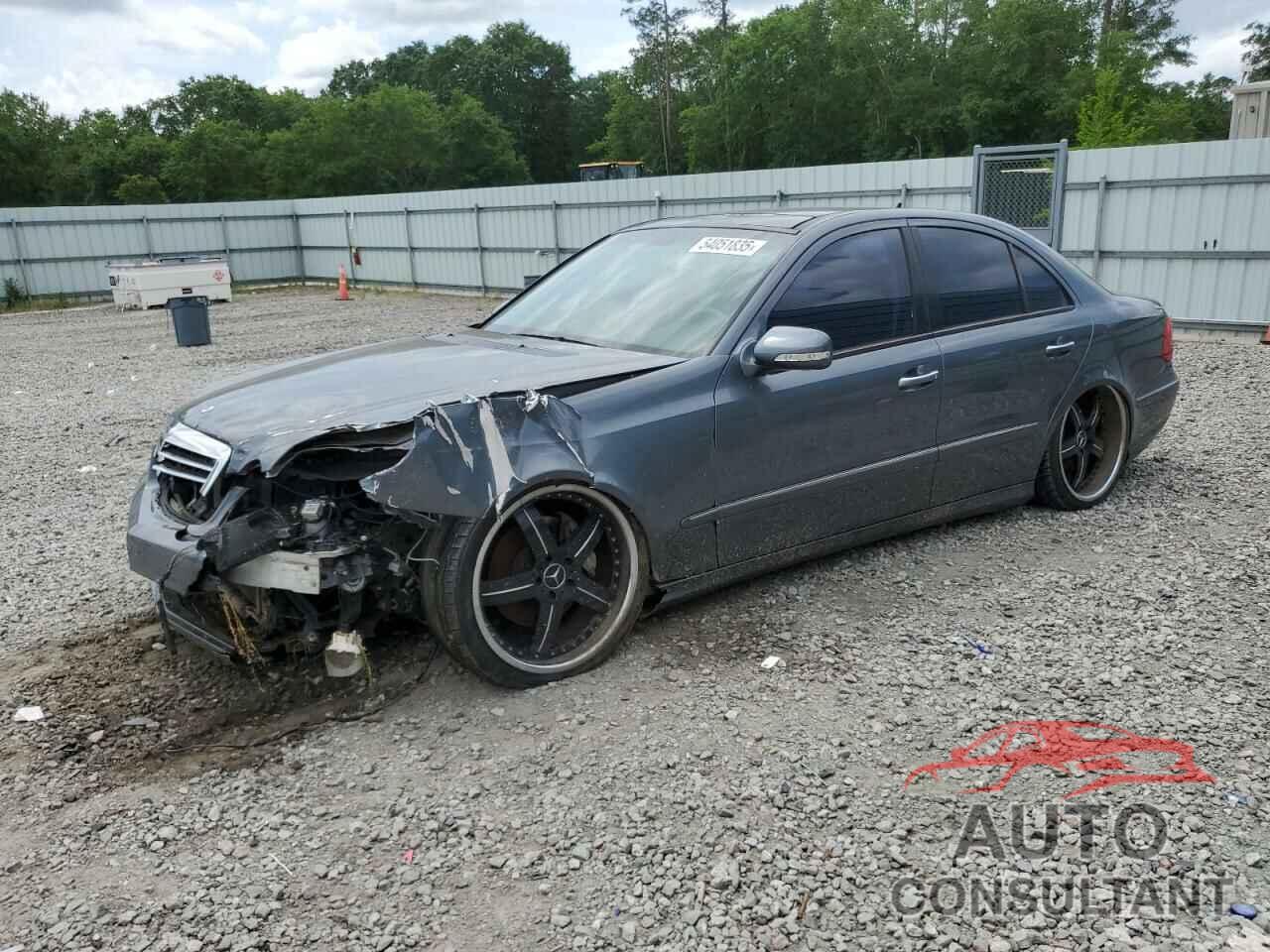 MERCEDES-BENZ E-CLASS 2009 - WDBUF72X29B437422