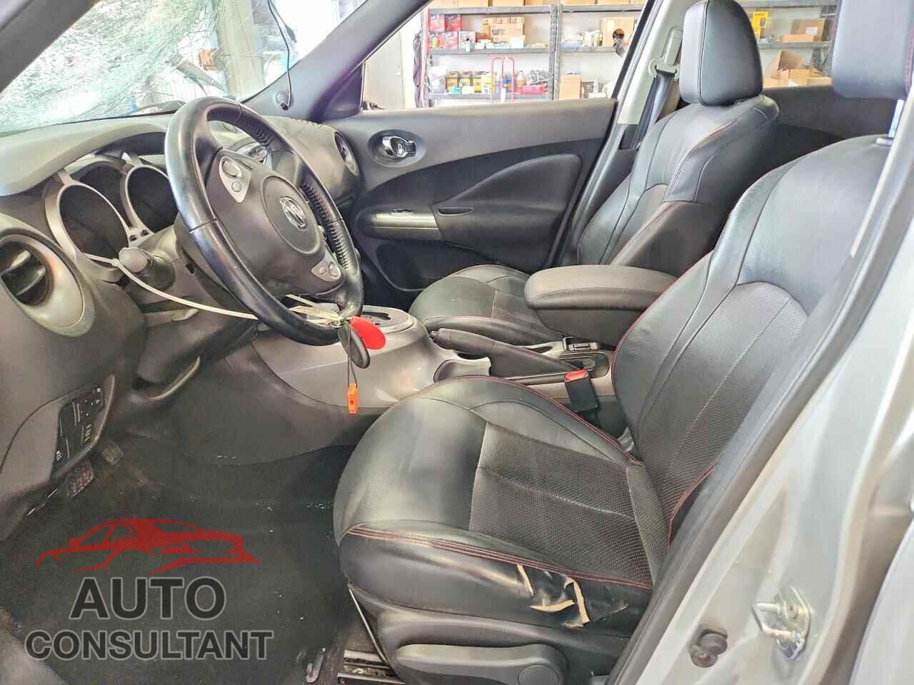 NISSAN JUKE 2015 - JN8AF5MV1FT565651