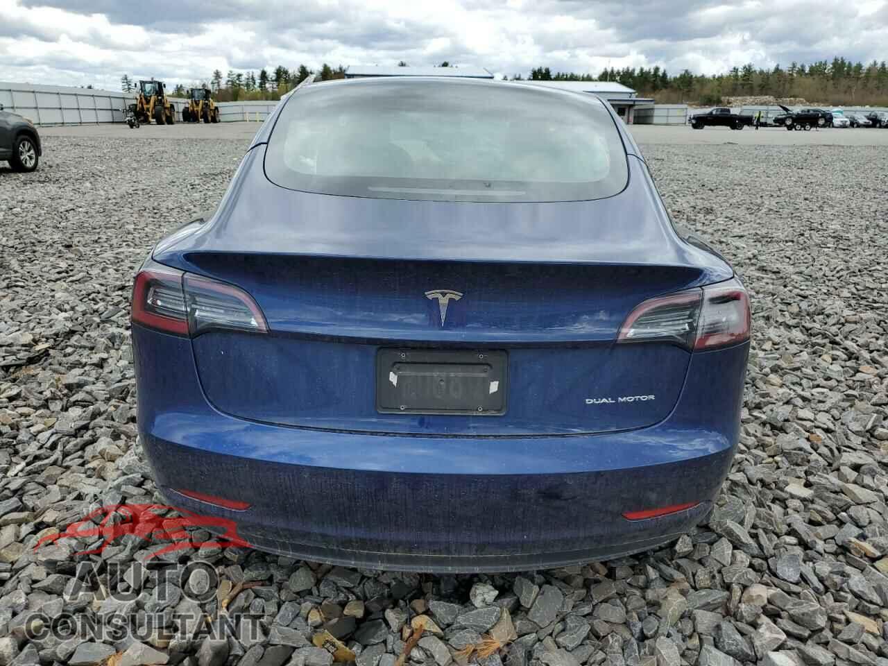 TESLA MODEL 3 2022 - 5YJ3E1EB7NF207041