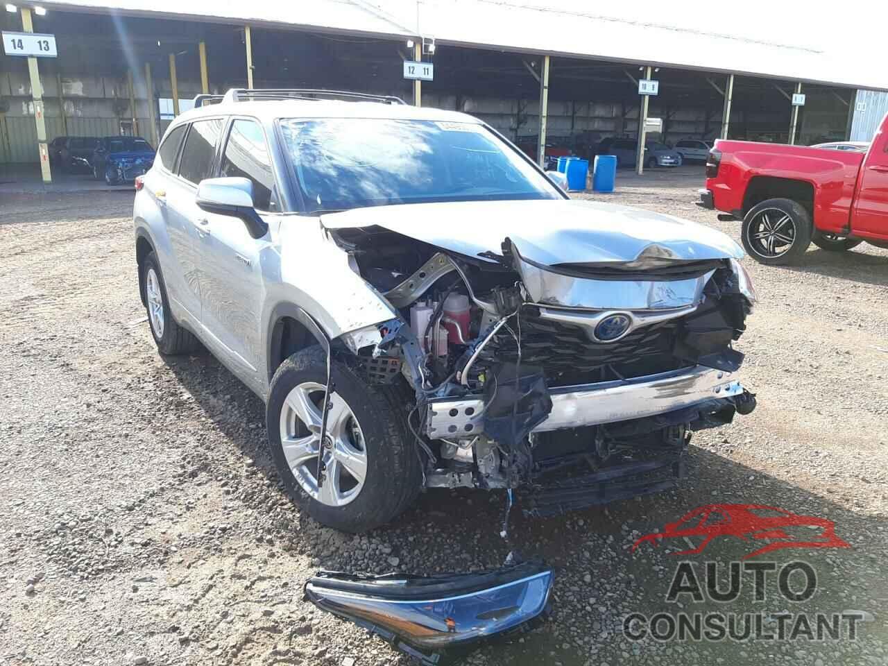 TOYOTA HIGHLANDER 2021 - 5TDBBRCH1MS520042