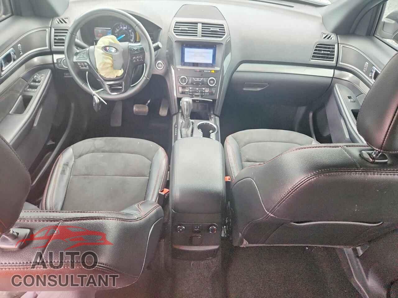 FORD EXPLORER 2019 - 1FM5K7D81KGB33901