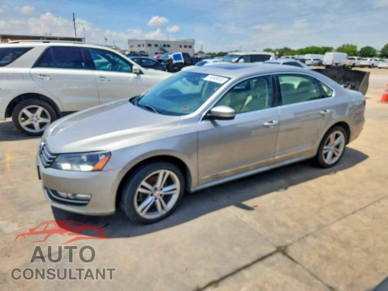 VOLKSWAGEN PASSAT 2014 - 1VWBN7A33EC102391