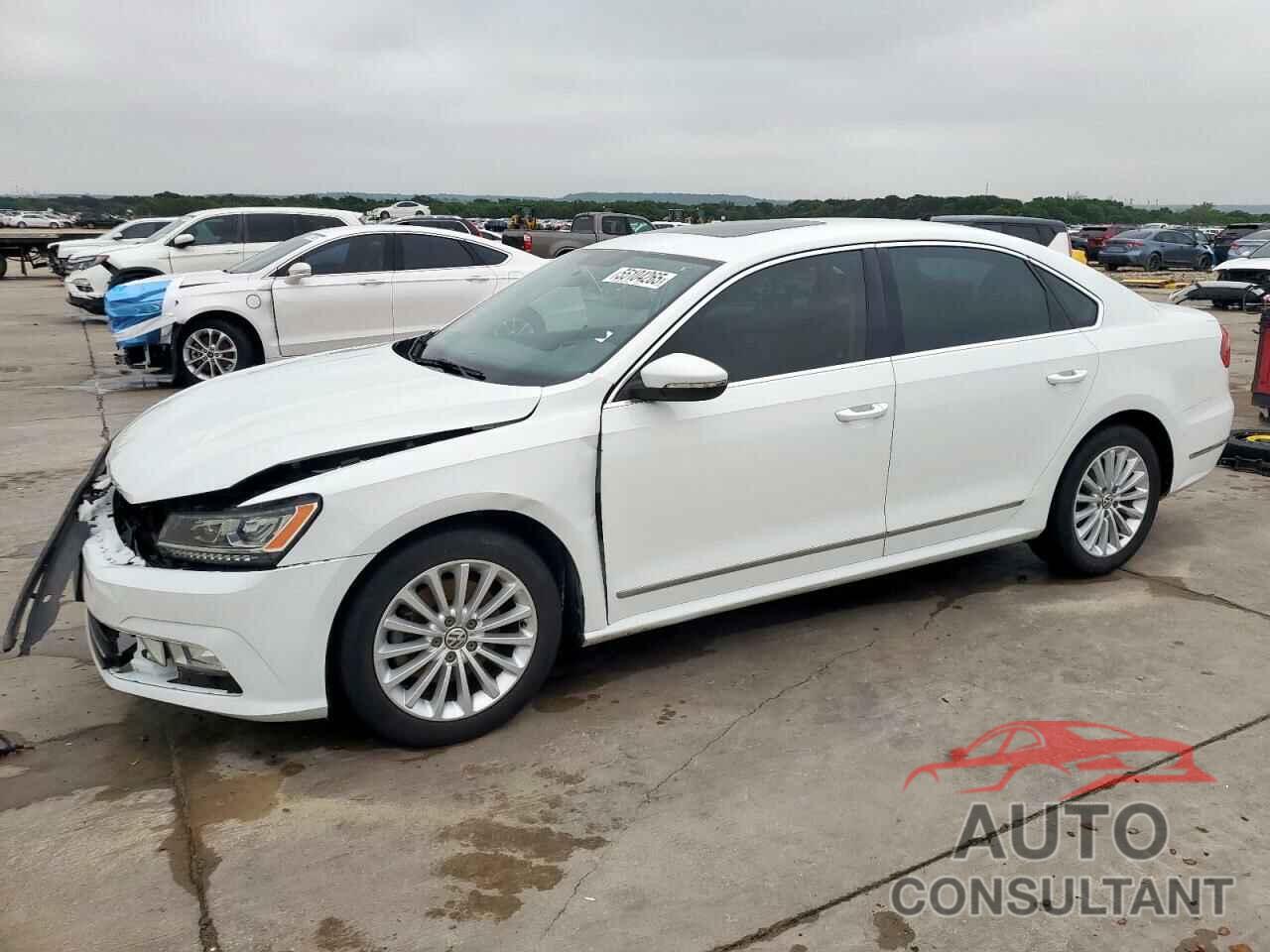 VOLKSWAGEN PASSAT 2016 - 1VWBS7A36GC021719