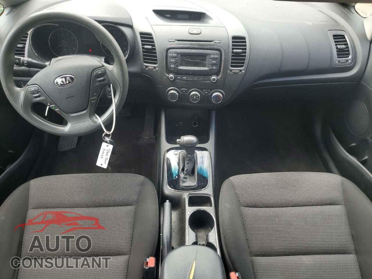 KIA FORTE 2017 - 3KPFK4A72HE100756