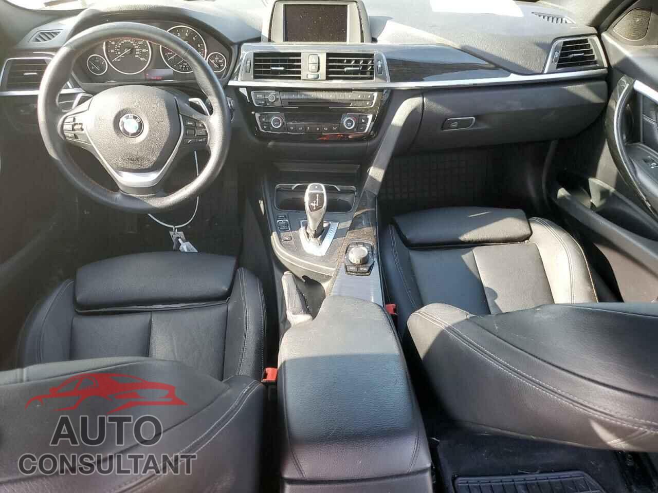 BMW 3 SERIES 2016 - WBA8E3G55GNU02467