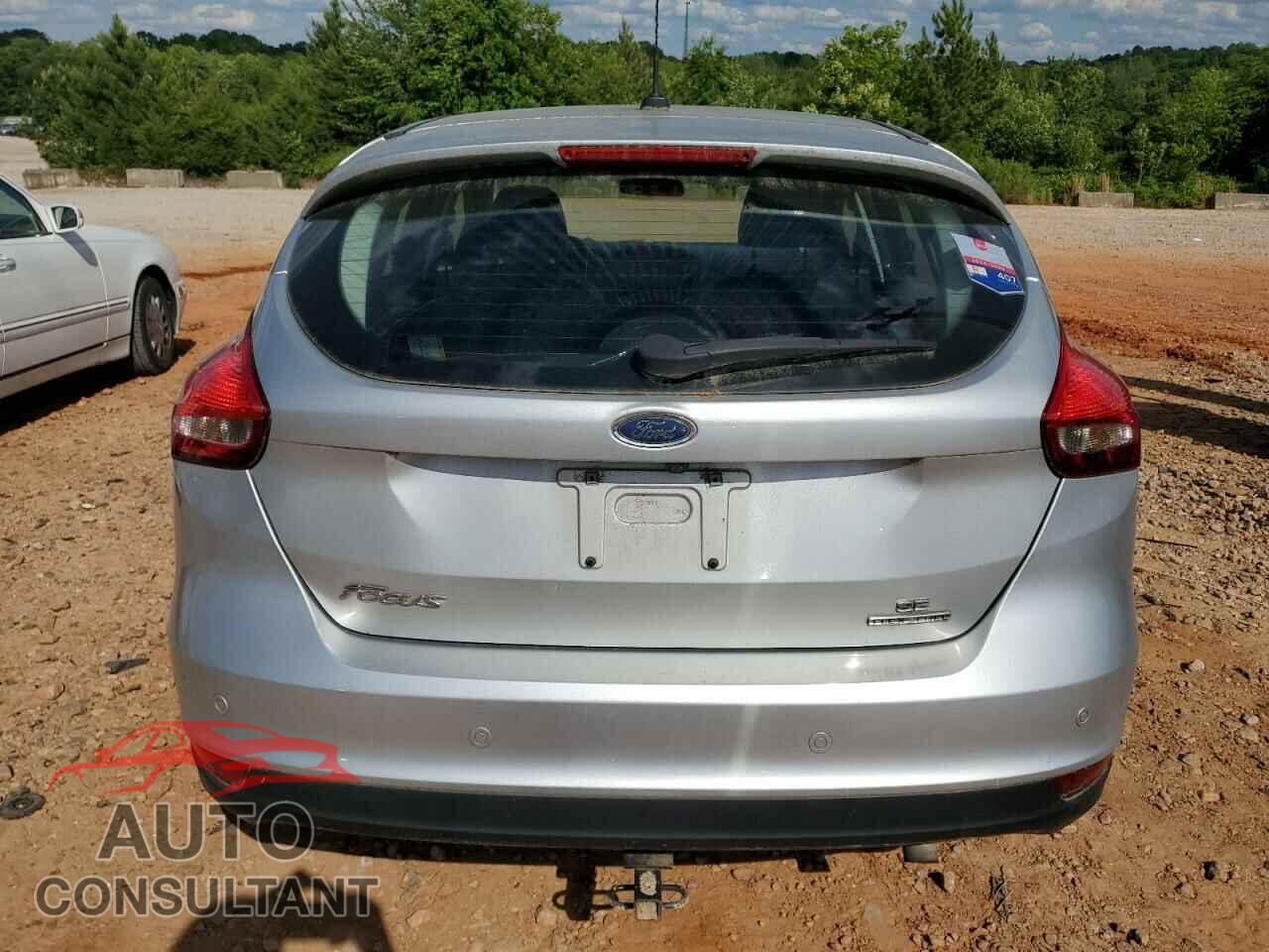 FORD FOCUS 2016 - 1FADP3K22GL339614