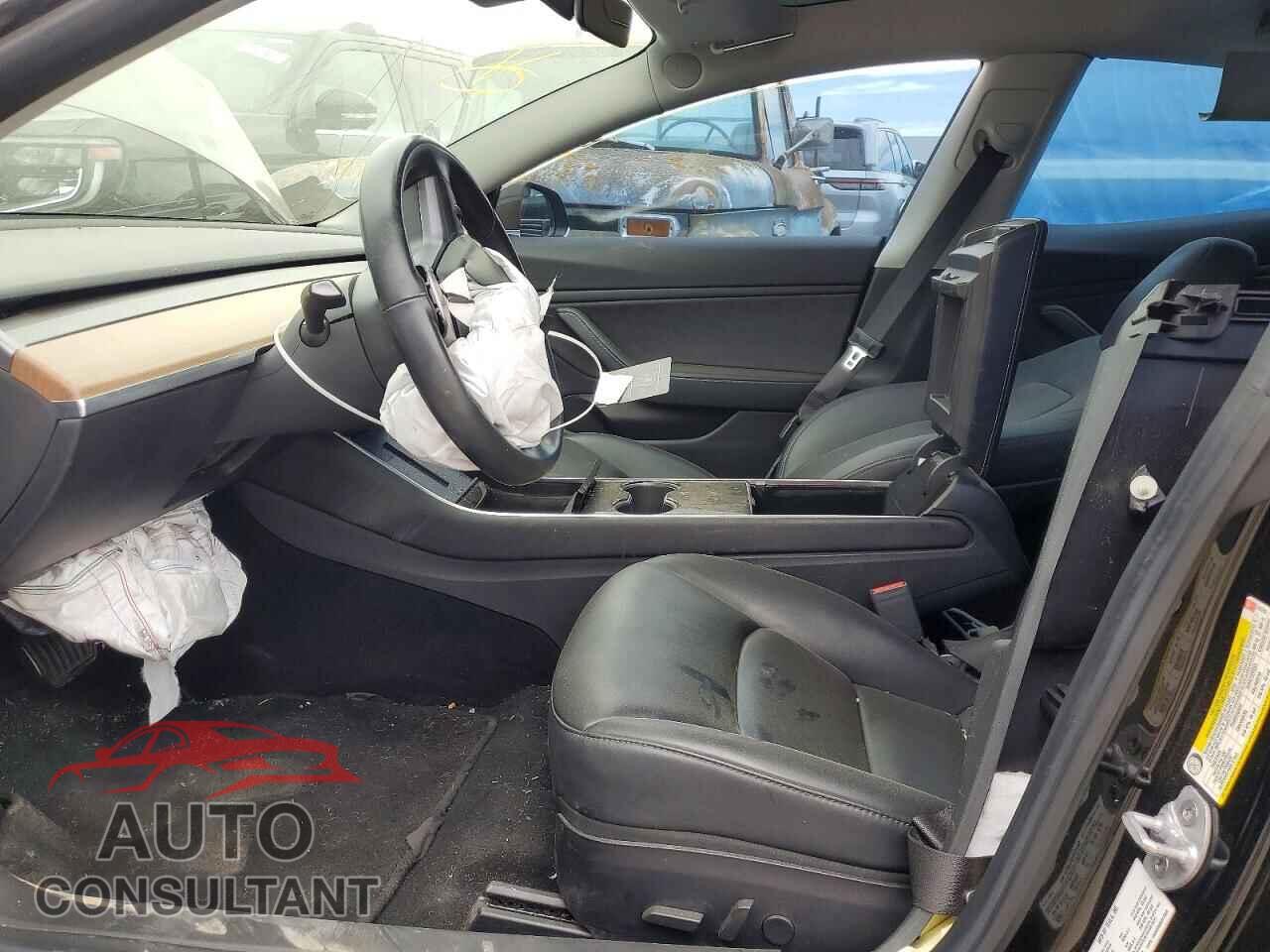 TESLA MODEL 3 2019 - 5YJ3E1EA1KF316792