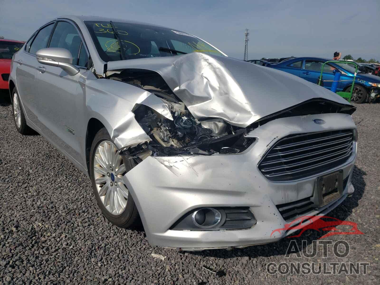 FORD FUSION 2016 - 3FA6P0PU3GR211644