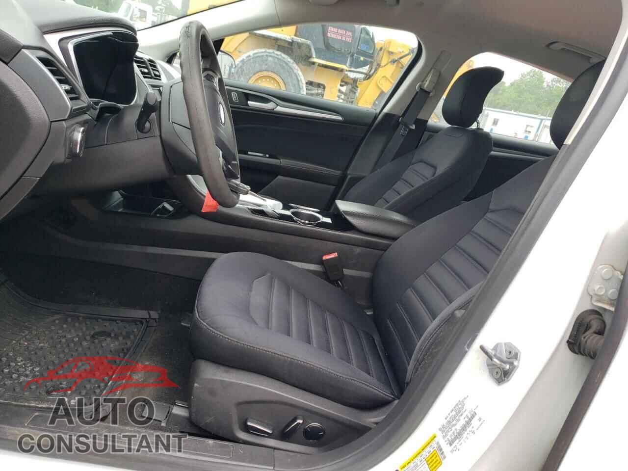 FORD FUSION 2013 - 3FA6P0LU7DR150333