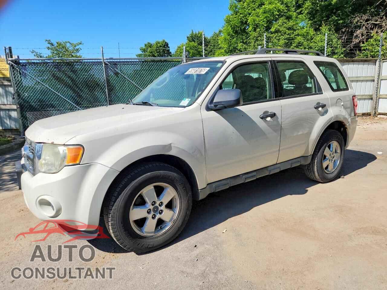 FORD ESCAPE 2010 - 1FMCU9C71AKD43965
