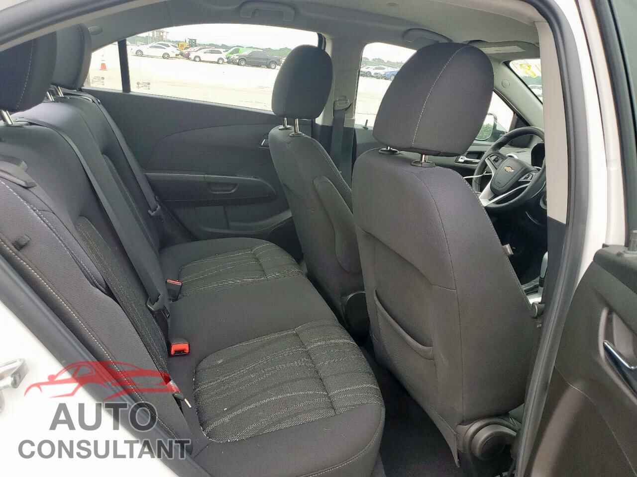 CHEVROLET SONIC 2017 - 1G1JD5SH2H4107265