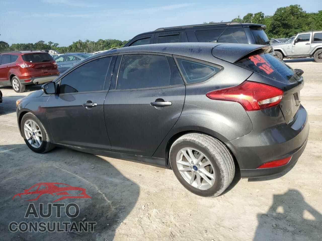 FORD FOCUS 2017 - 1FADP3K22HL331336