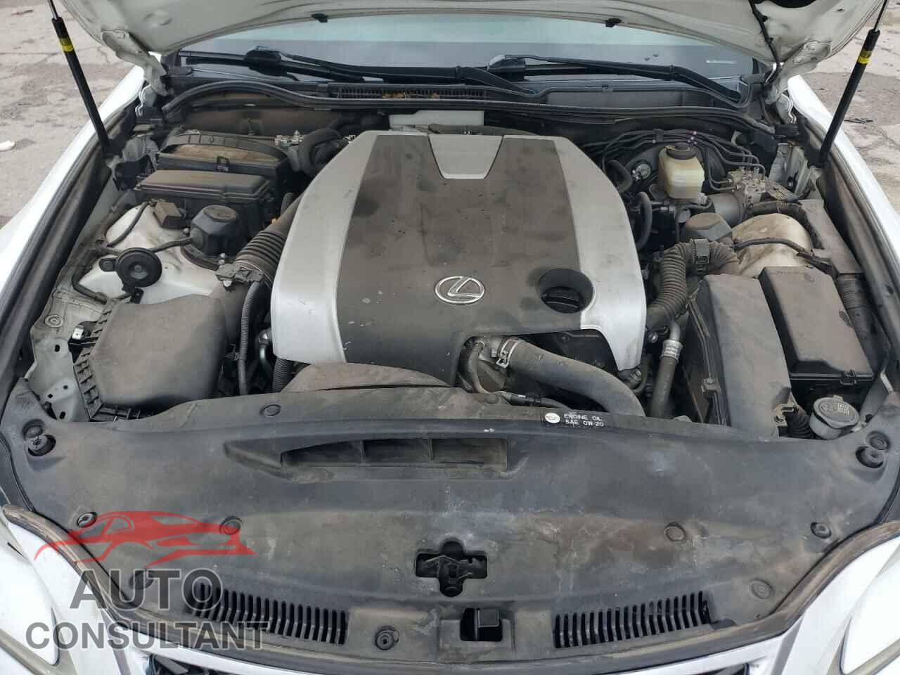 LEXUS IS 2014 - JTHBE1D23E5012325