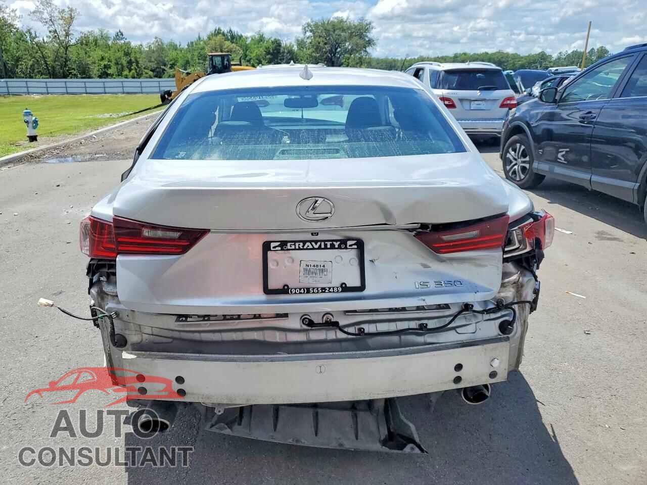LEXUS IS 2014 - JTHBE1D20E5011391