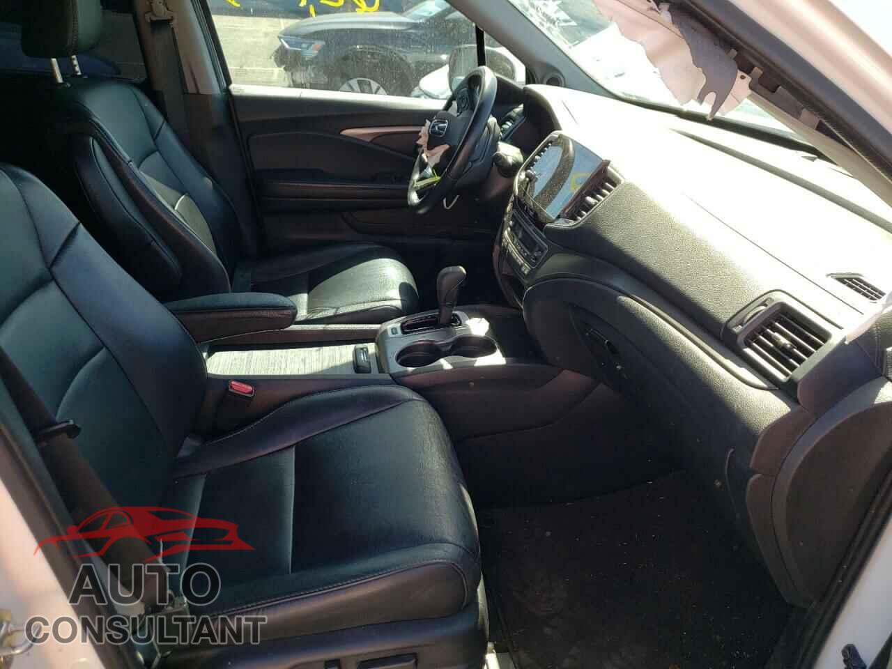 HONDA PILOT 2020 - 5FNYF5H58LB002695