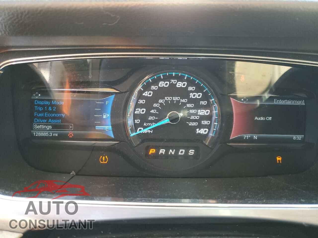 FORD TAURUS 2016 - 1FAHP2E85GG129688