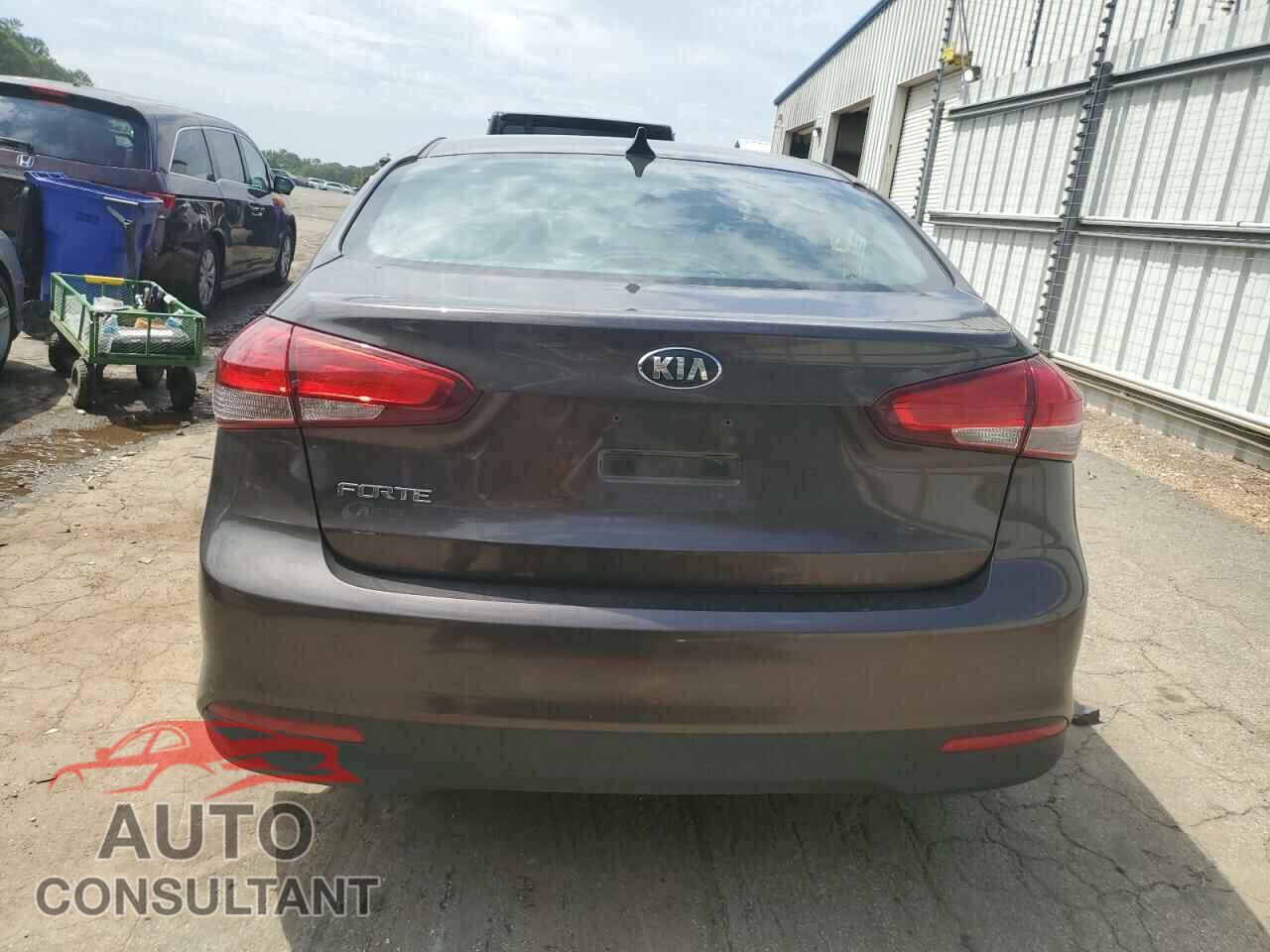 KIA FORTE 2017 - 3KPFK4A72HE100756