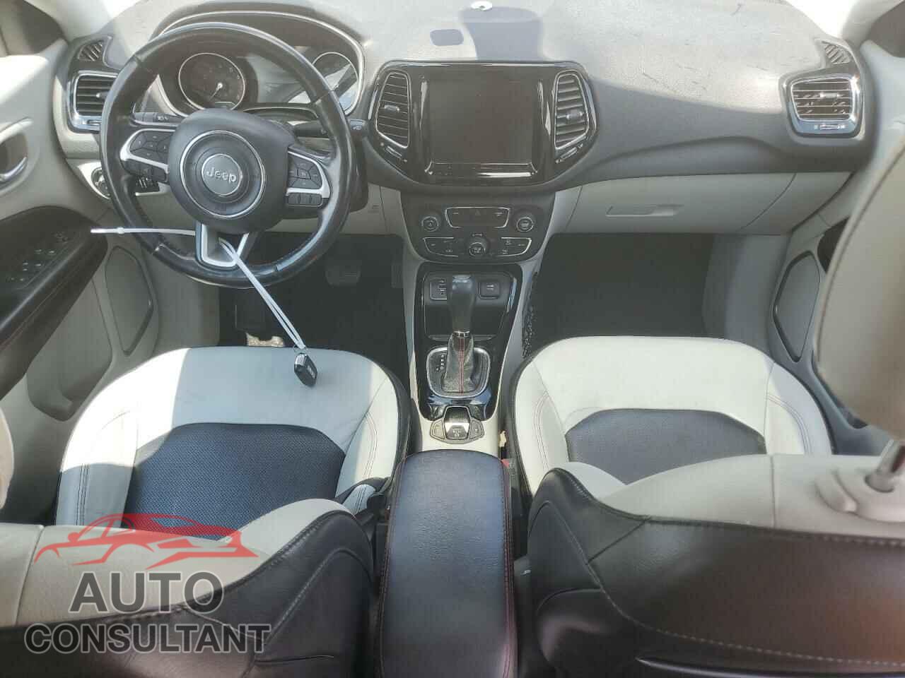 JEEP COMPASS 2020 - 3C4NJCCB7LT108186