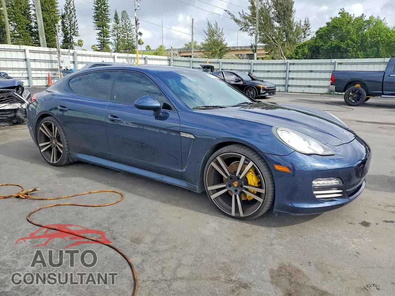PORSCHE PANAMERA 2011 - WP0AA2A7XBL011680