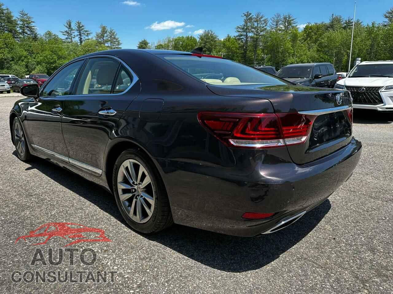 LEXUS LS460 2016 - JTHCL5EF8G5025948