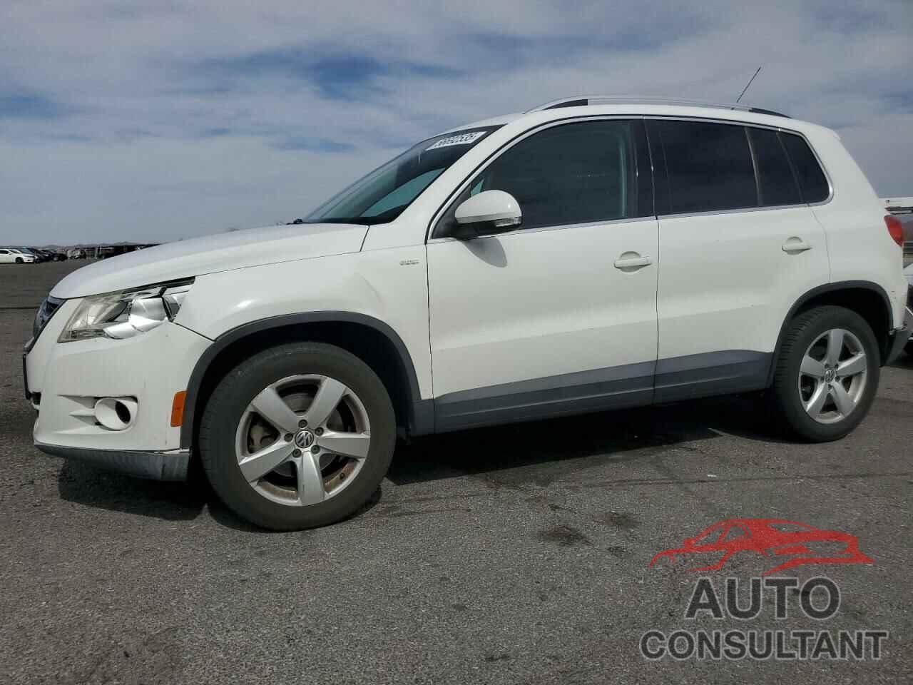 VOLKSWAGEN TIGUAN 2010 - WVGAV7AX7AW003188
