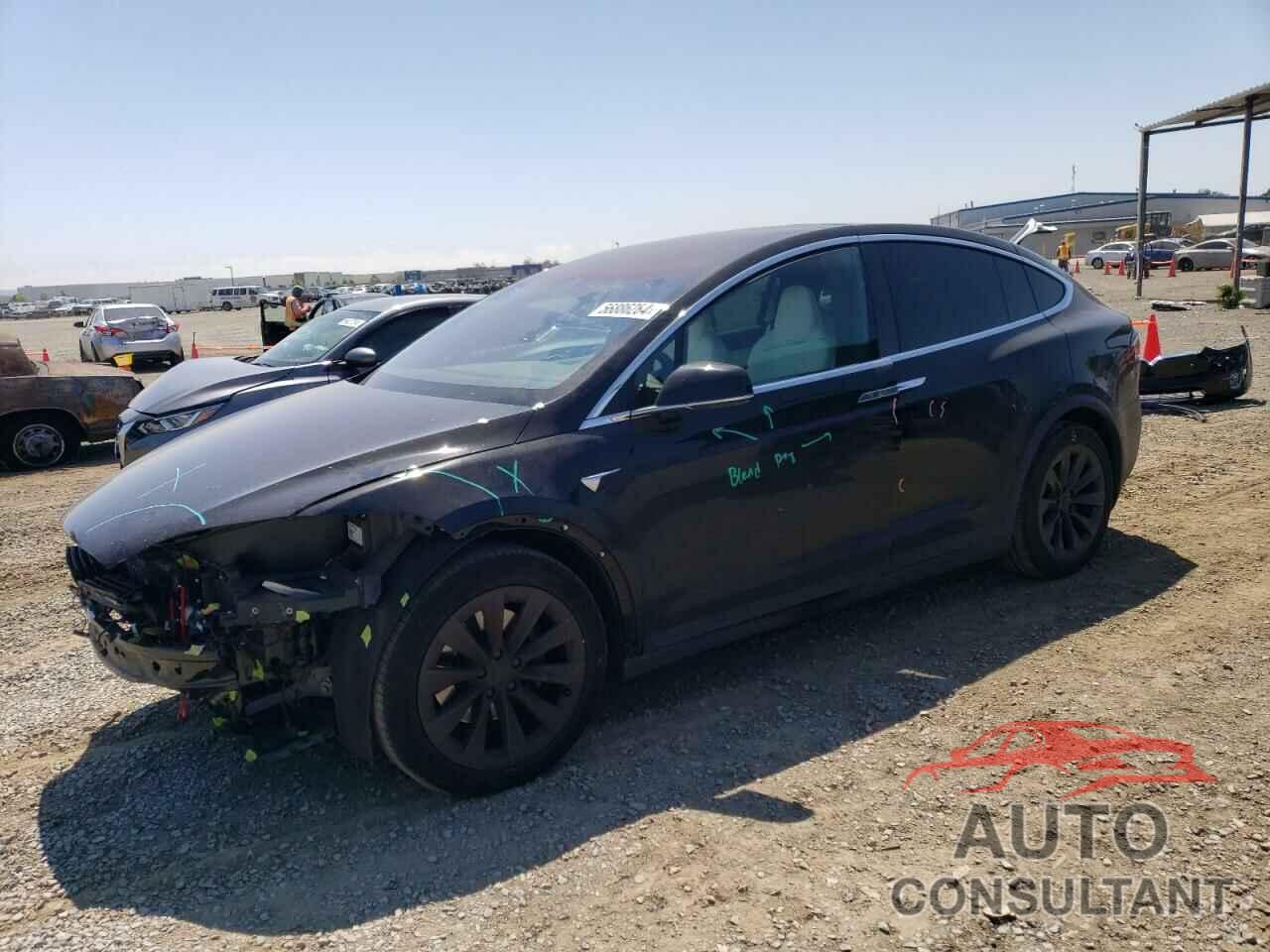 TESLA MODEL X 2018 - 5YJXCAE22JF142245