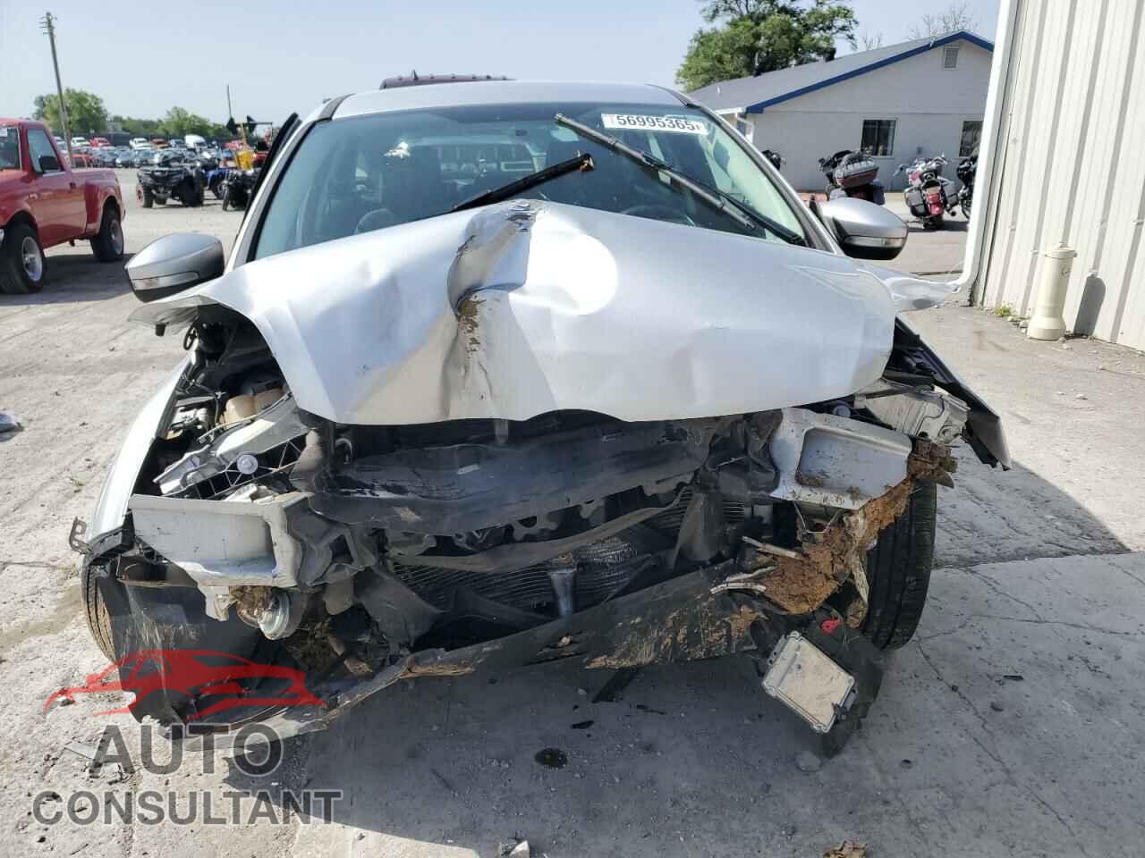 FORD FOCUS 2014 - 1FADP3K22EL276401