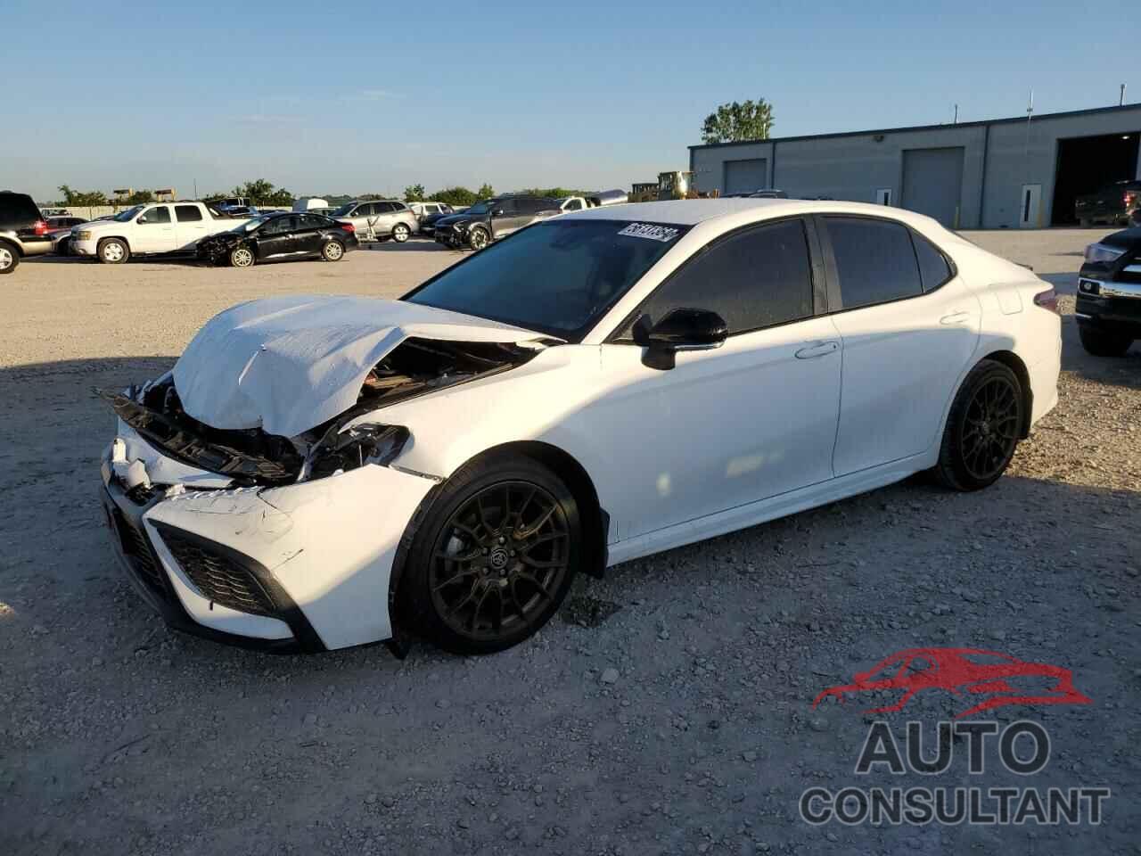 TOYOTA CAMRY 2023 - 4T1G11BK5PU087022