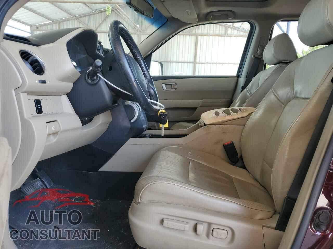 HONDA PILOT 2011 - 5FNYF3H6XBB045981