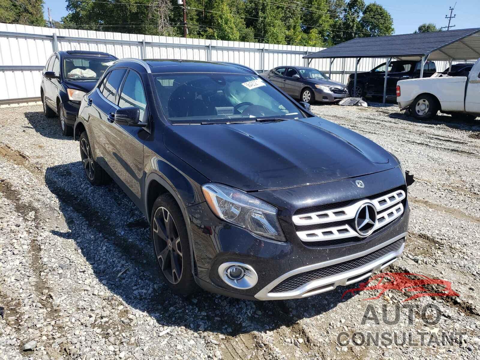 MERCEDES-BENZ GLA-CLASS 2018 - WDCTG4EB4JJ519293