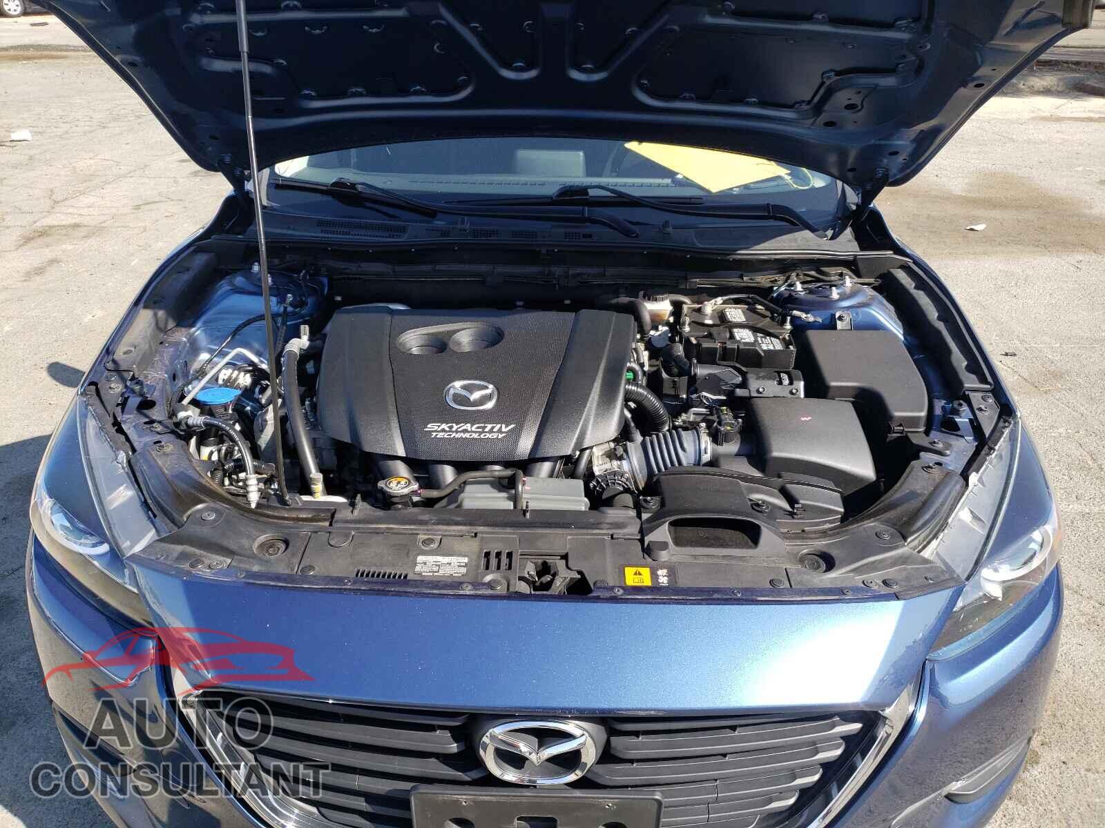 MAZDA 3 2017 - 3MZBN1U75HM107719