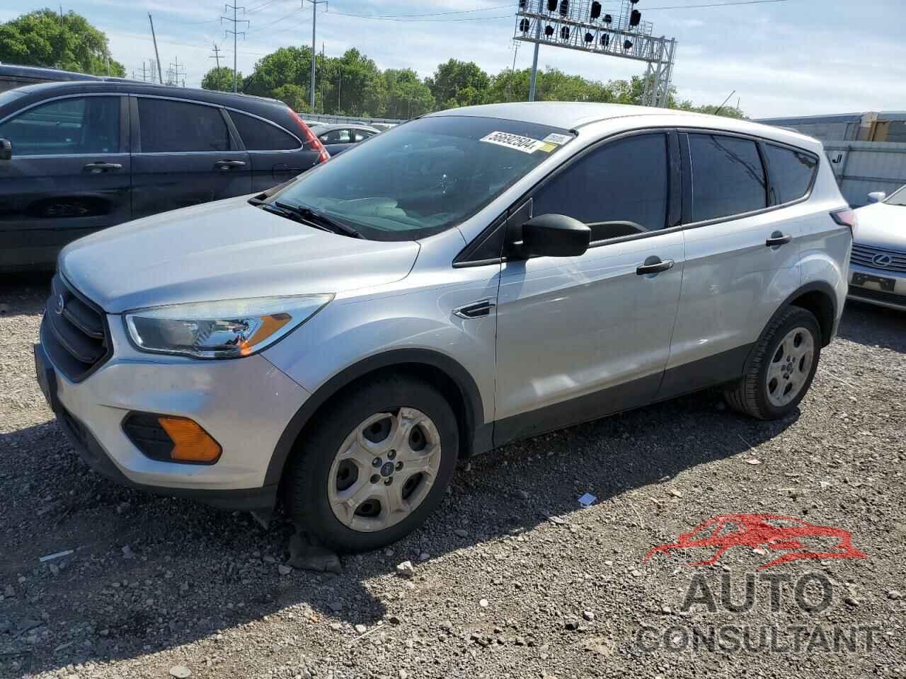 FORD ESCAPE 2017 - 1FMCU0F71HUD17842