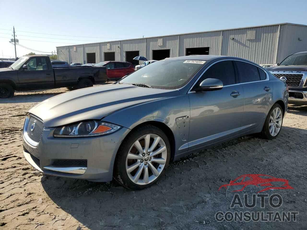 JAGUAR XF 2013 - SAJWJ0EF7D8S92940